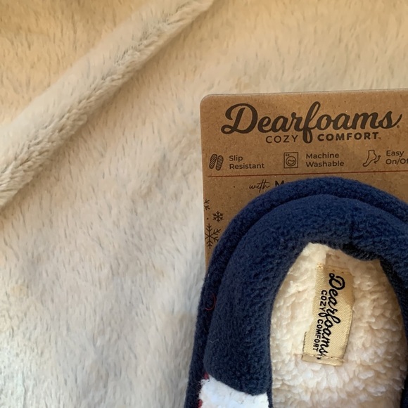 Kid’s slippers, Plaid print, NWT - Picture 2 of 3